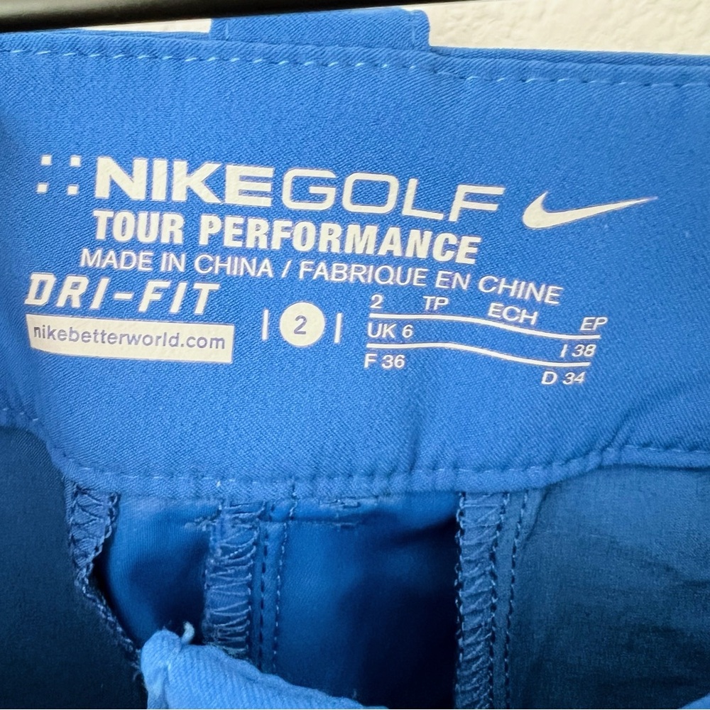 Nike Golf Shorts - Picture 3 of 3